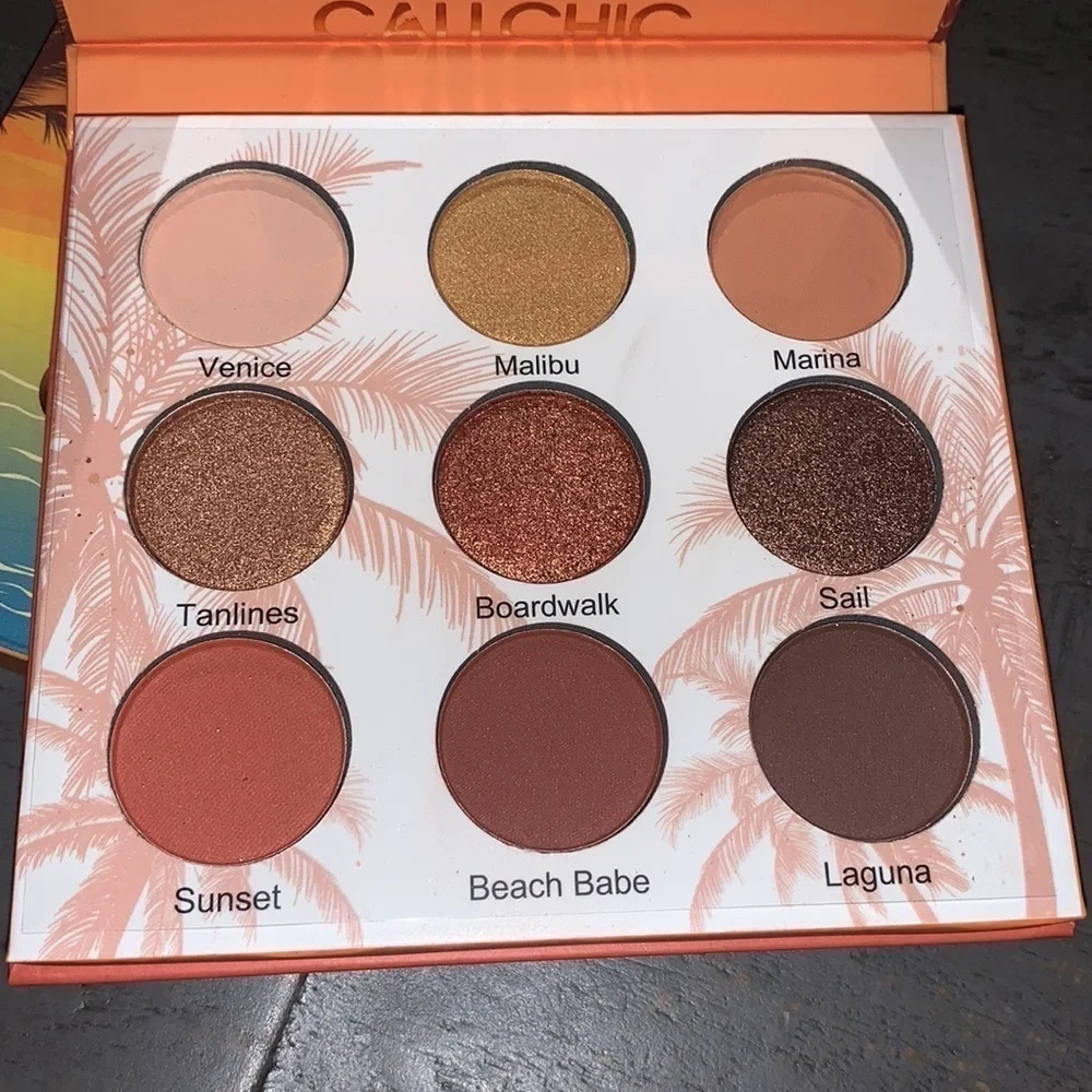 Beauty Creations Cali Chic Eyeshadow‎ Palette 9 Shades Matte Shimmer Warm Tones